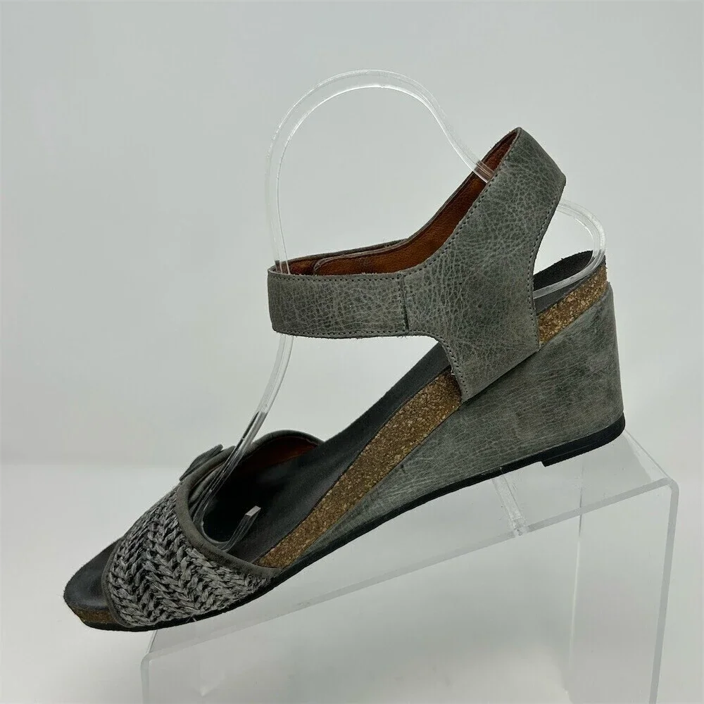 Taos Footwear women’s design footbed